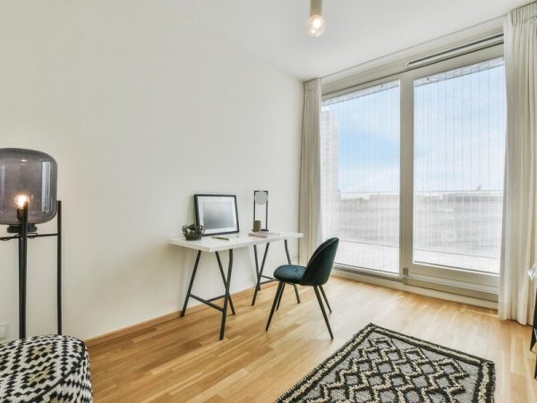 electric-lamp-table-by-window_1048944-6905670