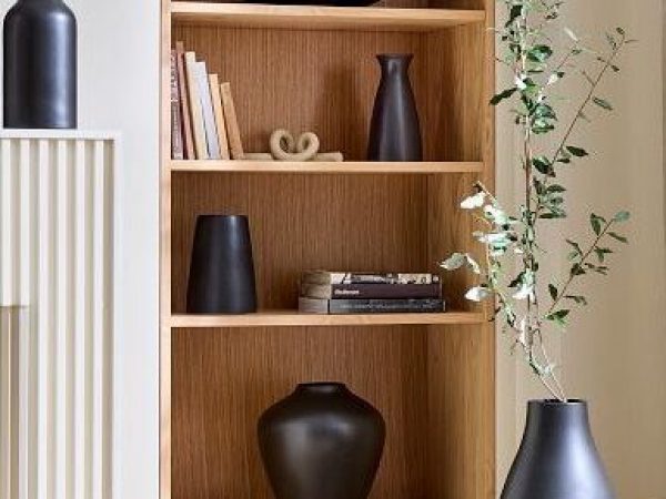 pure-black-matte-ceramic-vases-o